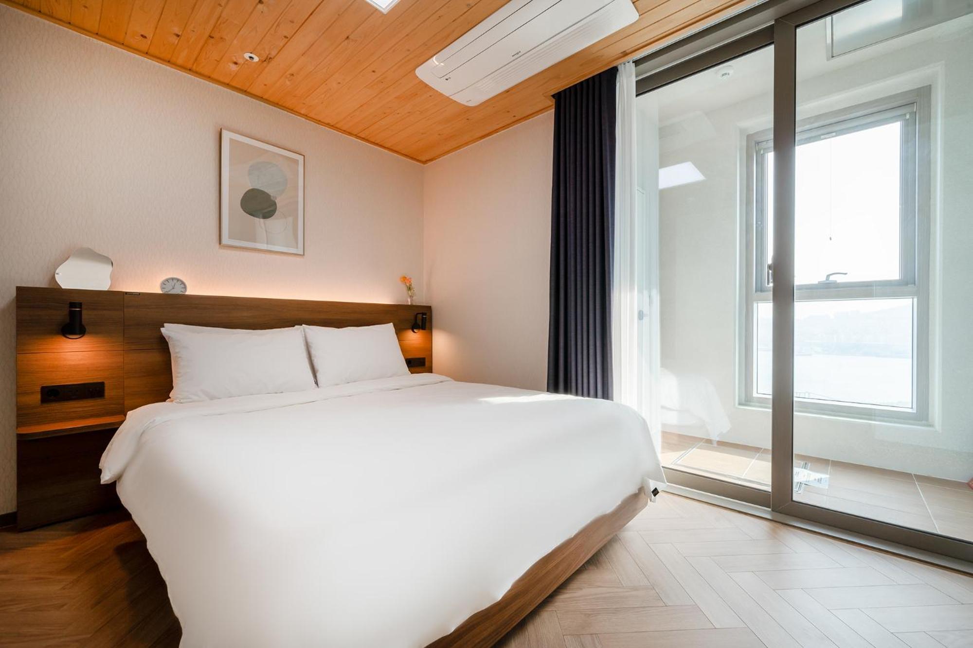 Brown Suites Busan Station 外观 照片